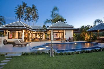 Samui Holiday Homes presents private beach house rental at Villa Bahari, Koh Samui, Thailand